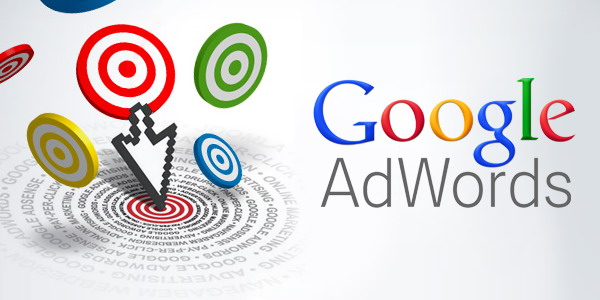 谷歌竞价广告就是谷歌上方和下方的赞助商链接 google adwords ,它是